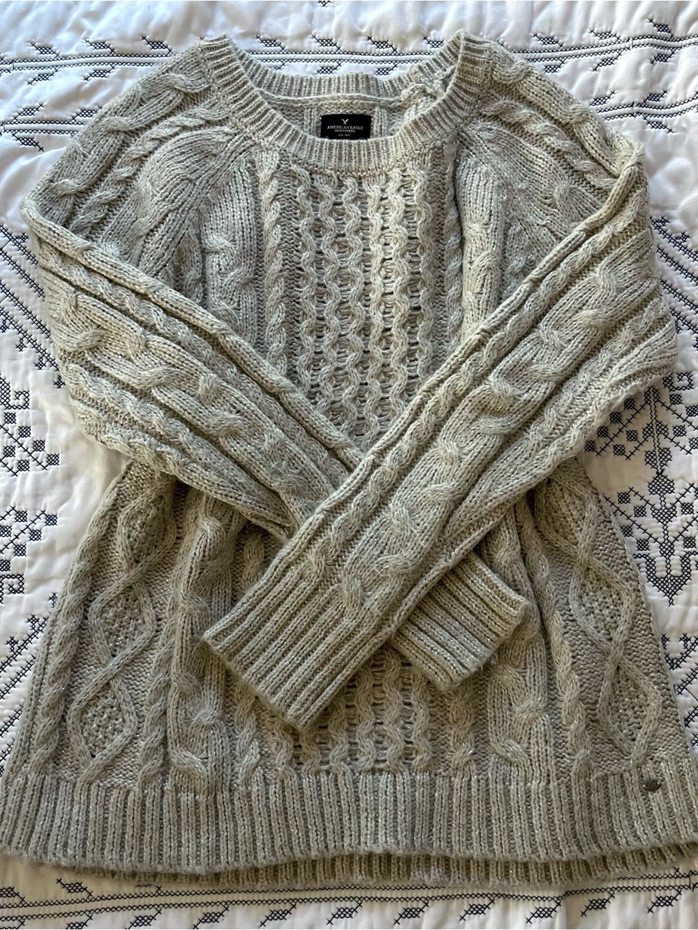 Vintage American Eagle Outfitters Cream Cable Knit Crewneck Sweater